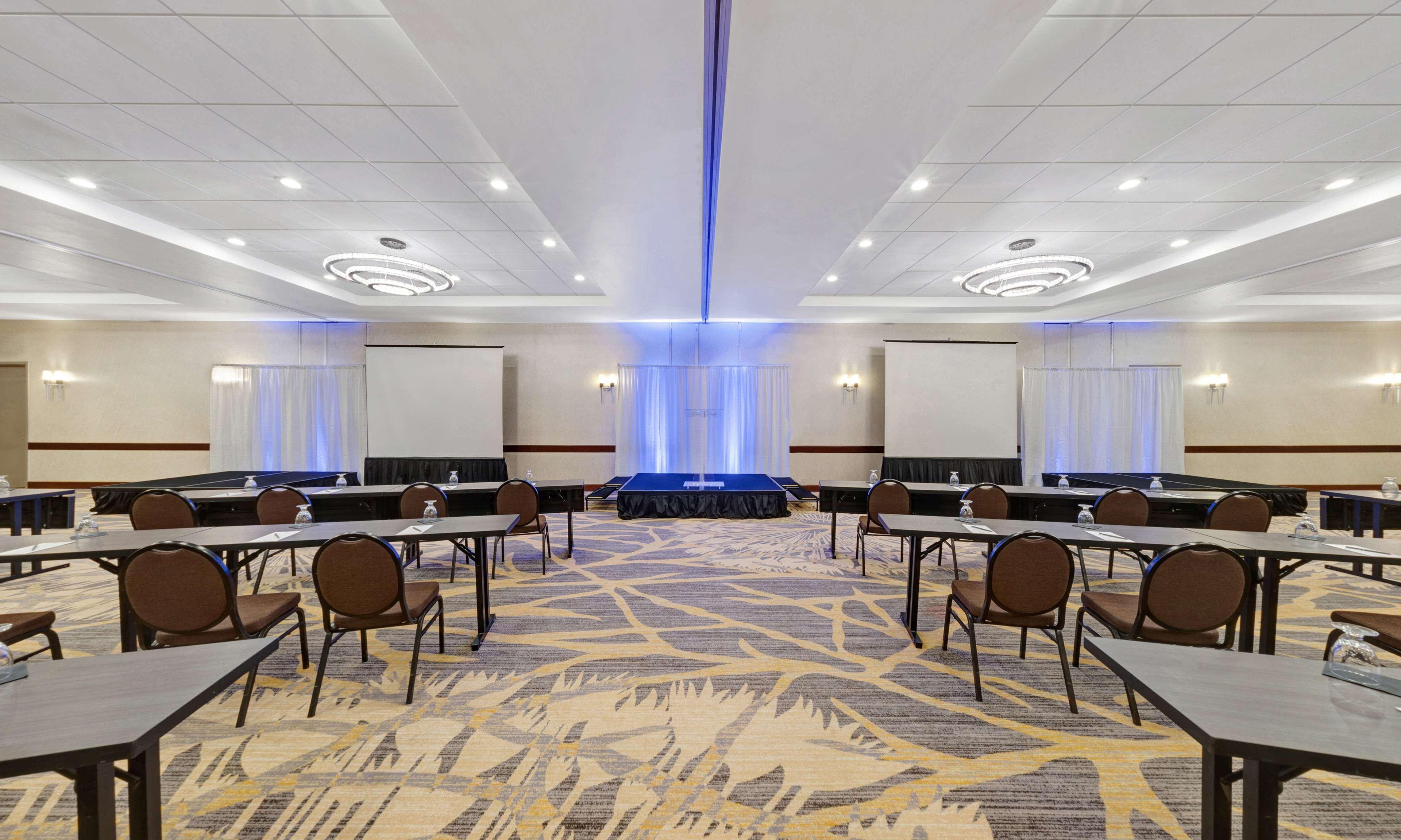 Embassy Suites By Hilton Milwaukee Brookfield Luaran gambar