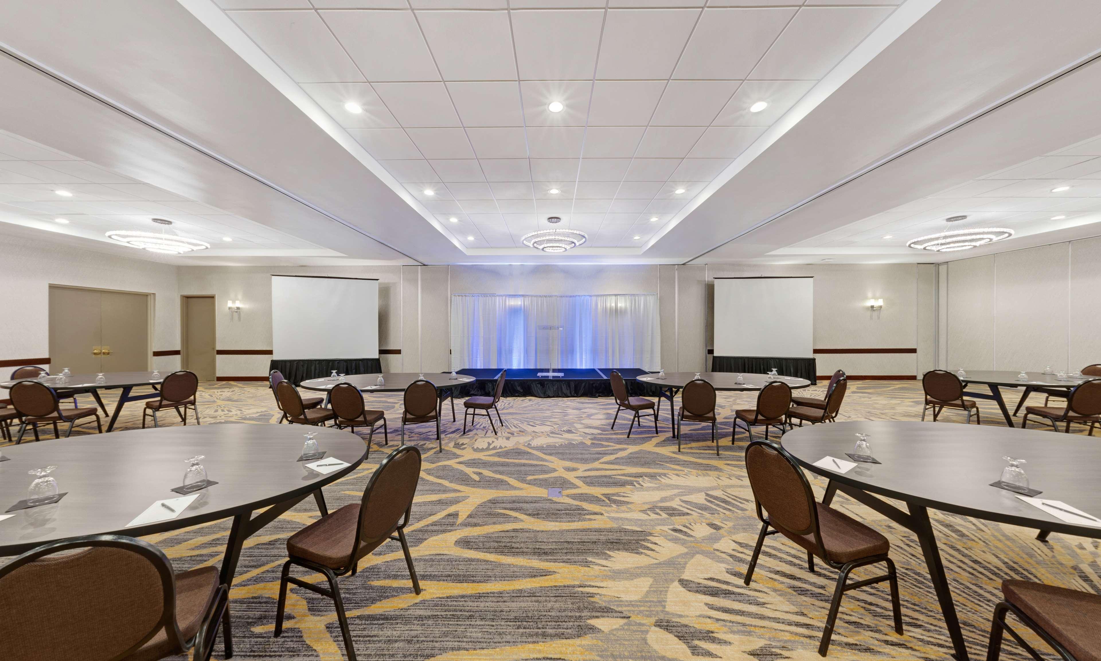 Embassy Suites By Hilton Milwaukee Brookfield Luaran gambar