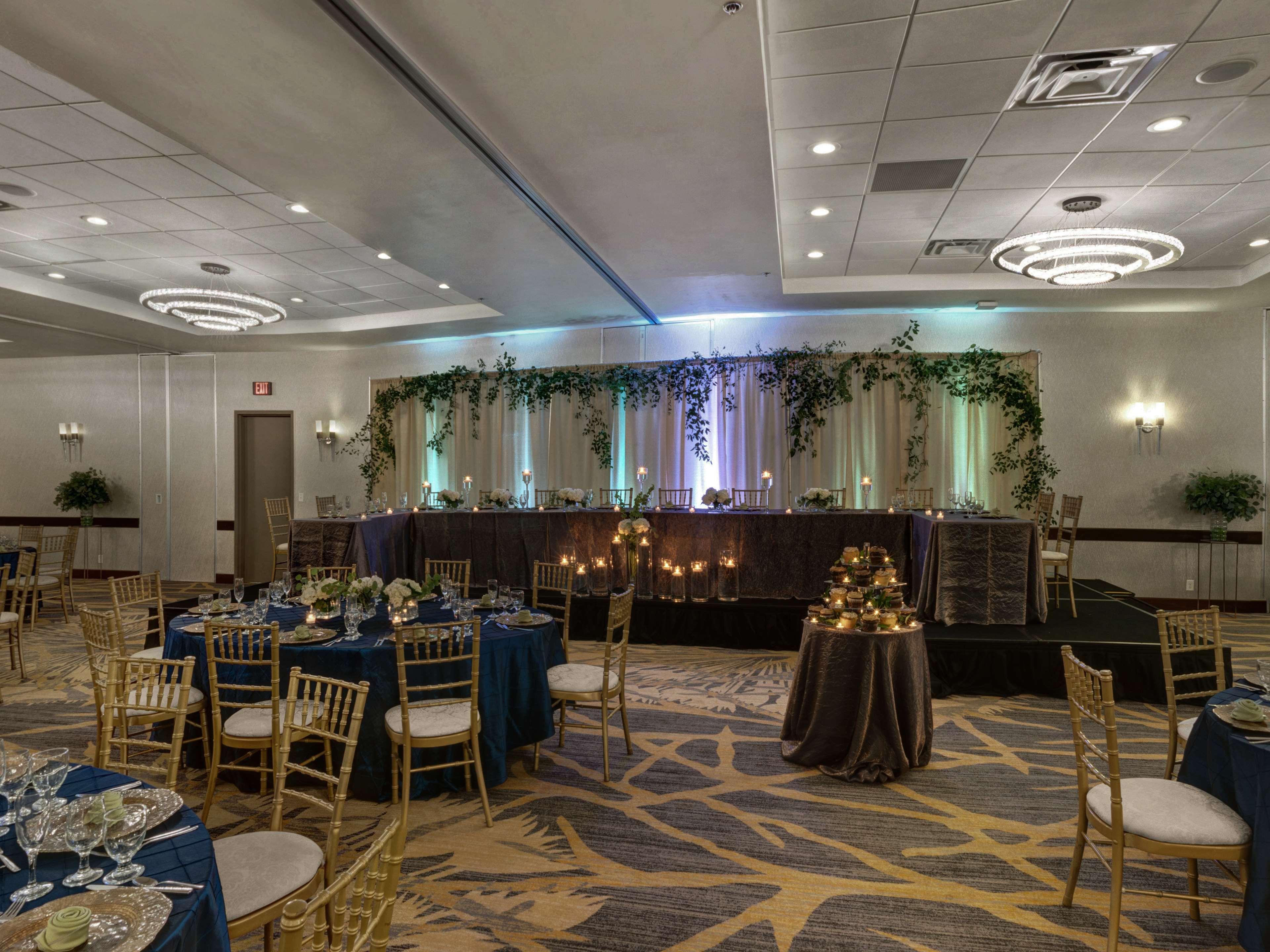 Embassy Suites By Hilton Milwaukee Brookfield Luaran gambar