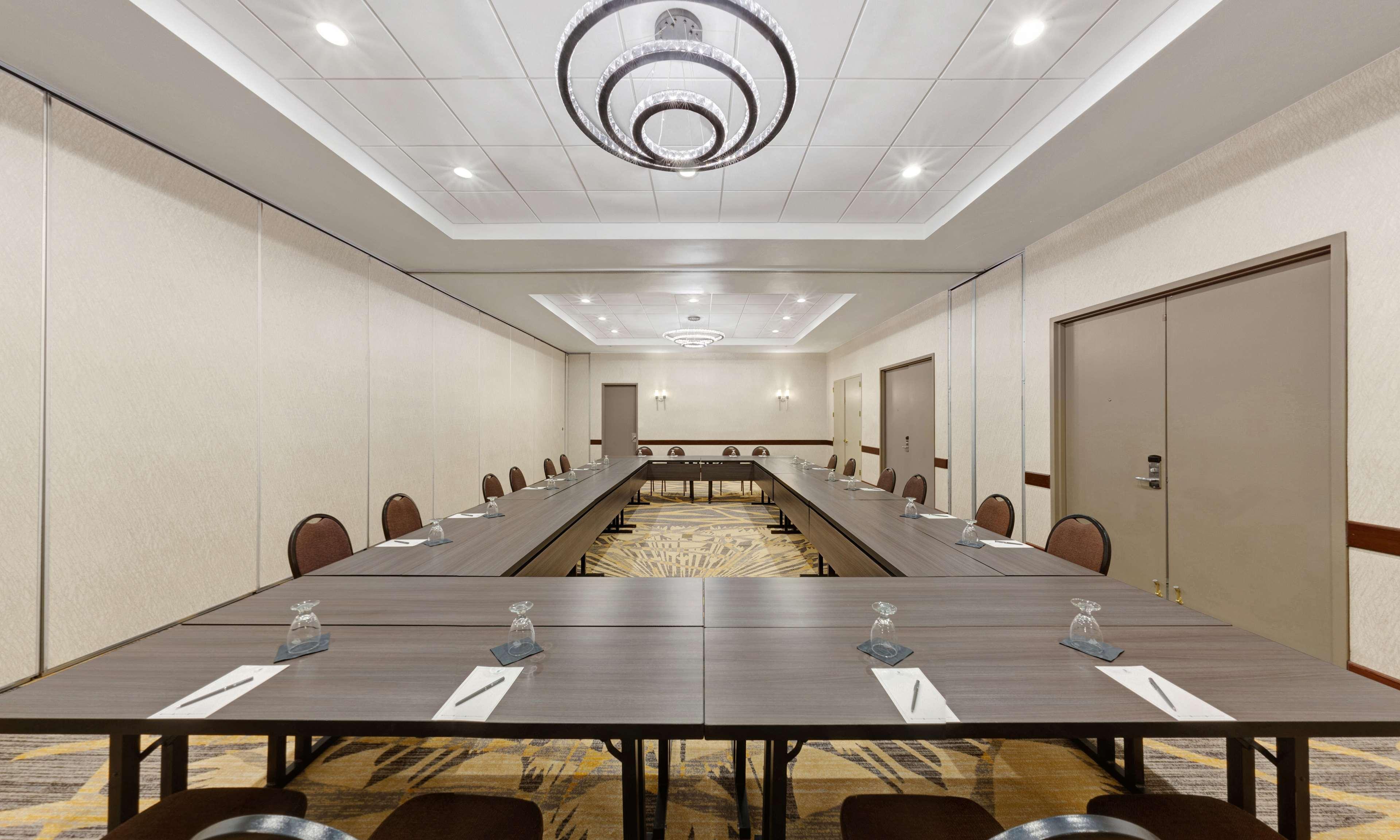 Embassy Suites By Hilton Milwaukee Brookfield Luaran gambar