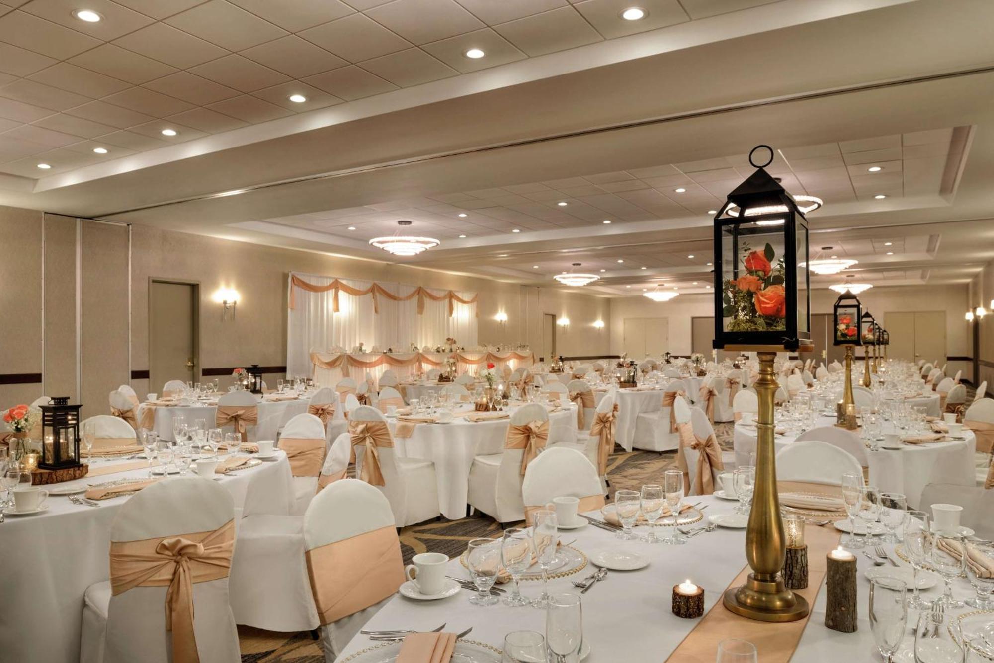 Embassy Suites By Hilton Milwaukee Brookfield Luaran gambar